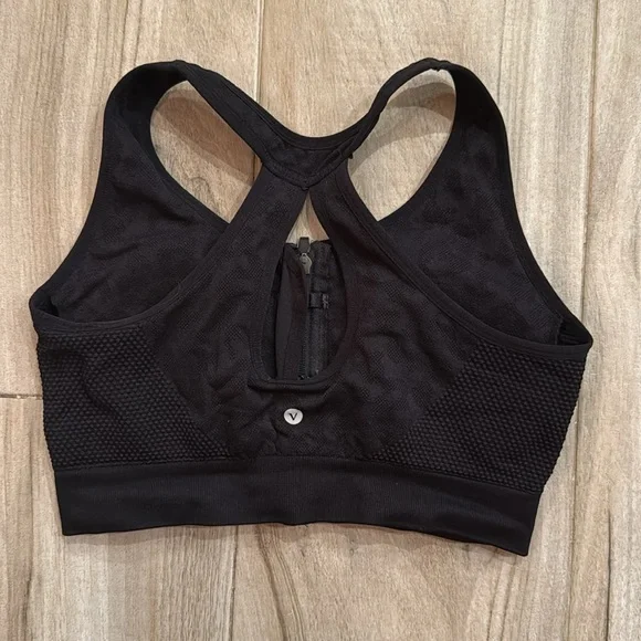 Velocity women’s Leopard print Black zip-front Sports Bra - Picture 2 of 3